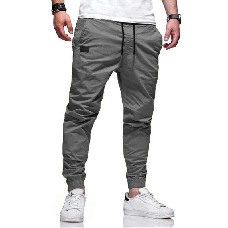 Stilvolle, warme Herren Thermohose Jogger für entspannte Freizeit. Perfekt für Outdoor & gemütliche Stunden.