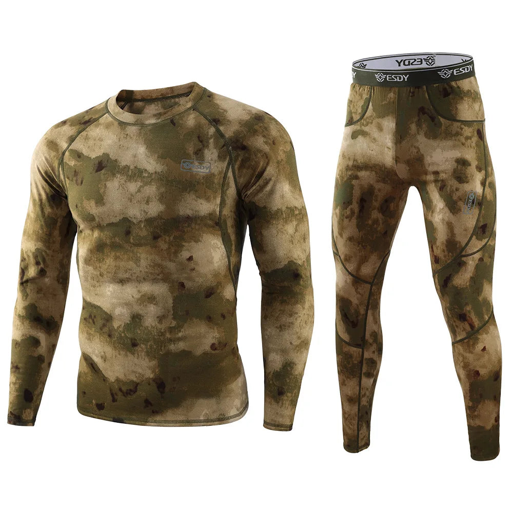 Detail: Herren Thermounterwäsche Tarnmuster. Komfortabler, warmer Stoff für Winterbekleidung & Freizeit.