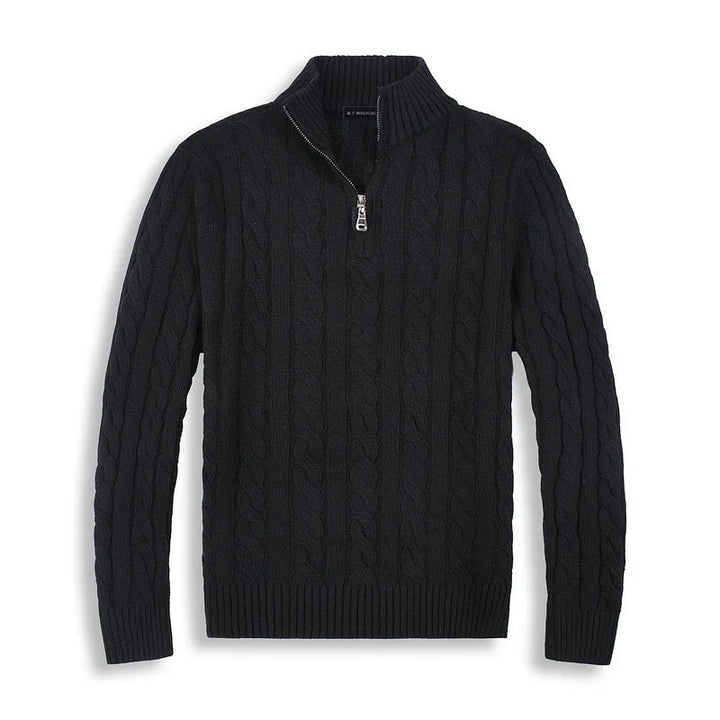 Vielseitiger Herren Viertelzip Strickpullover Zopfmuster, kombinierbar für elegante & casual Looks.