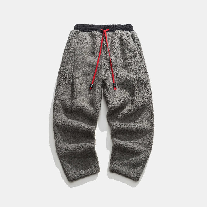 Sportliche Herren Freizeithose, warm und locker geschnitten, ideal für gemütliche Stunden und leichte Aktivitäten im Winter.