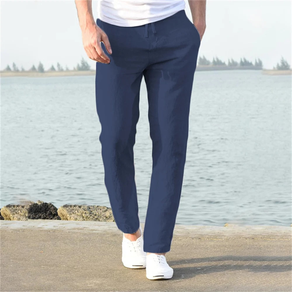 Stylische Herrenhose, weit geschnitten für maximalen Komfort, mit praktischen Taschen, ideal für Freizeit & Alltag.