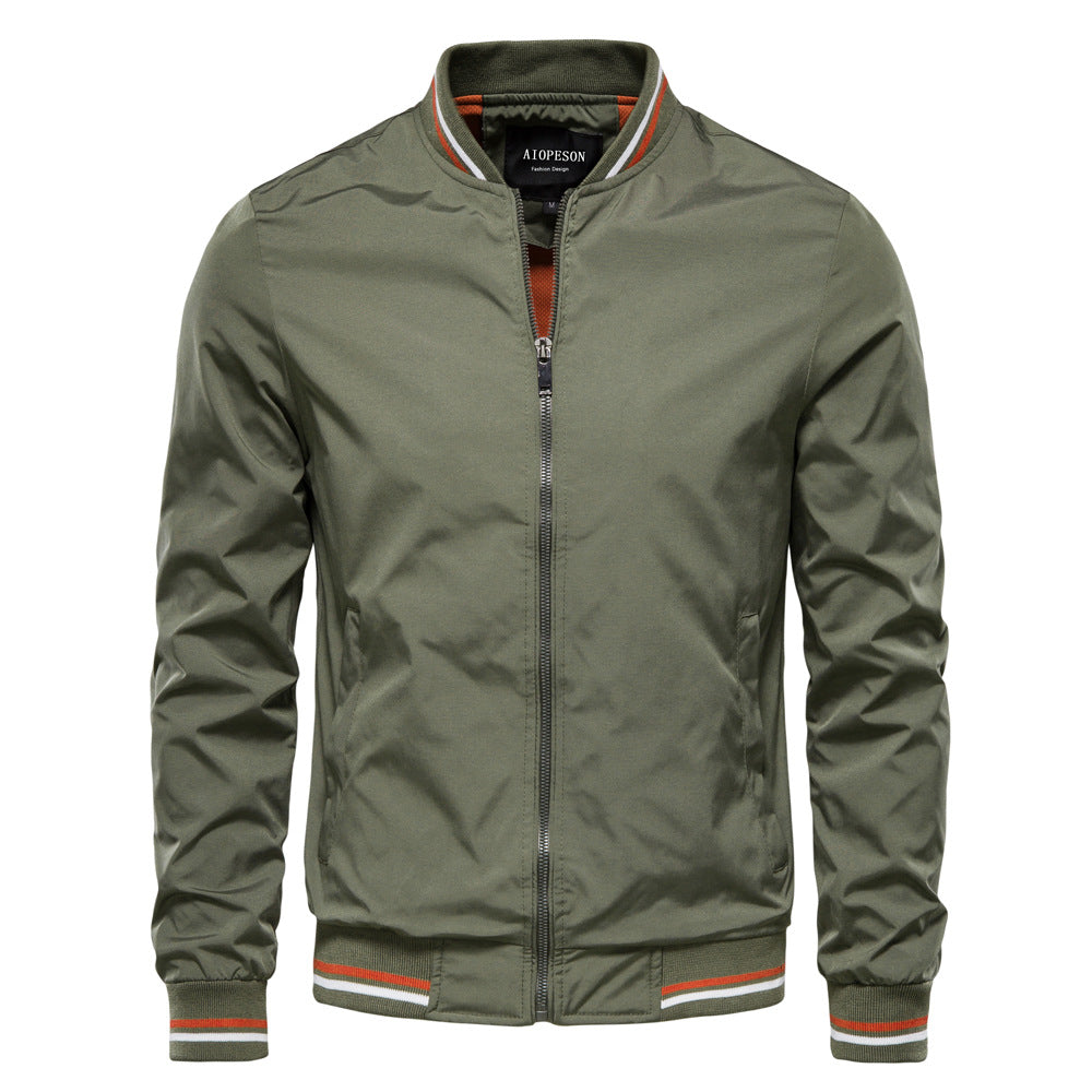 Casual Herren Stehkragenjacke: Bequeme winddichte Übergangsjacke für Herren, vielseitig für Alltag und Freizeit.