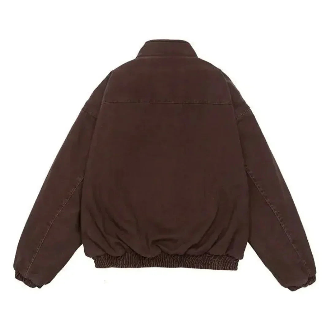 Braune Herren Casual-Reißverschlussjacke, warm gefüttert, modern für Winter & Alltag.