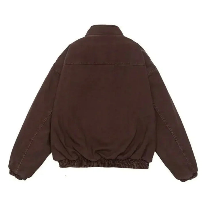 Braune Herren Casual-Reißverschlussjacke, warm gefüttert, modern für Winter & Alltag.