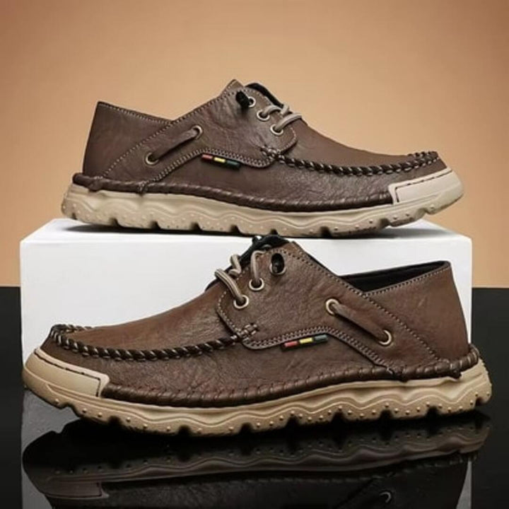 Elegante Herren Business-Oxfords als Winterschuhe, klassisch und robust. Ideal für stilvolle Auftritte im Alltag.