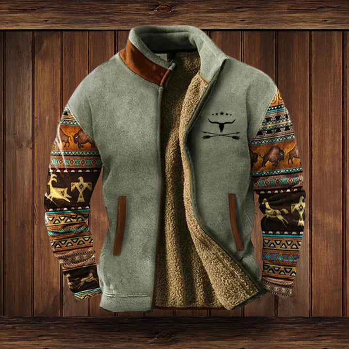 Mann trägt eine warme Vintage-Herren-Winterjacke, perfekt für Freizeit und Wintermode im Freien.