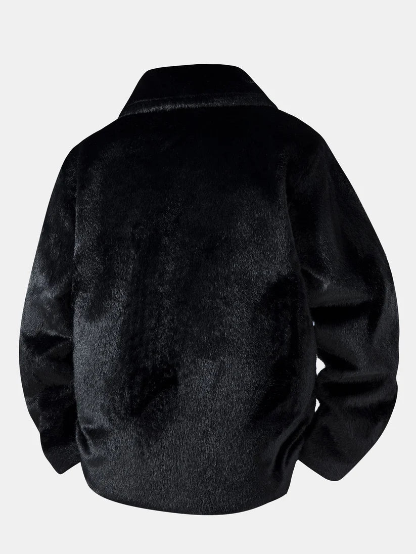 Robuste Herren Winterjacke für kaltes Wetter, mit Knopfleiste und bequemer Passform. Hochwertige Wintermode.