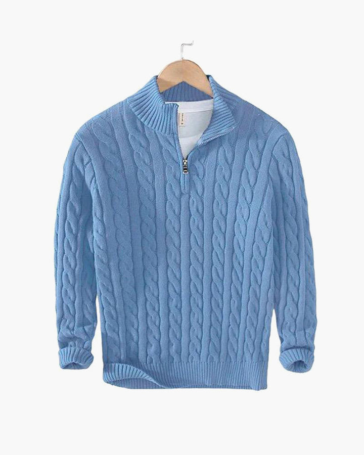 Praktischer Herren Halbzipp Pullover mit Zopfmuster und Hochkragen, ein Muss für jeden Herren Strick-Liebhaber.