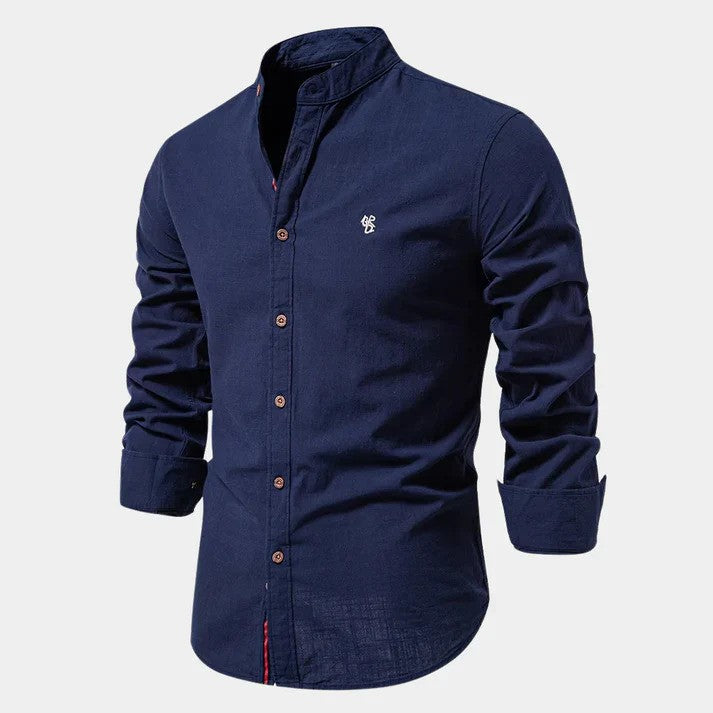 Vielseitiges Herrenhemd Leon mit Stehkragen, modernes Basic für elegante Herrenmode. Ganzjährig tragbar.