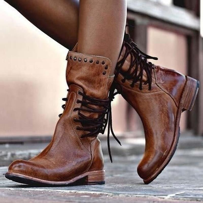 Hochwertige Damen-Cowboystiefel in Braun, ideal für stylische Western-Looks und elegante Outfits.