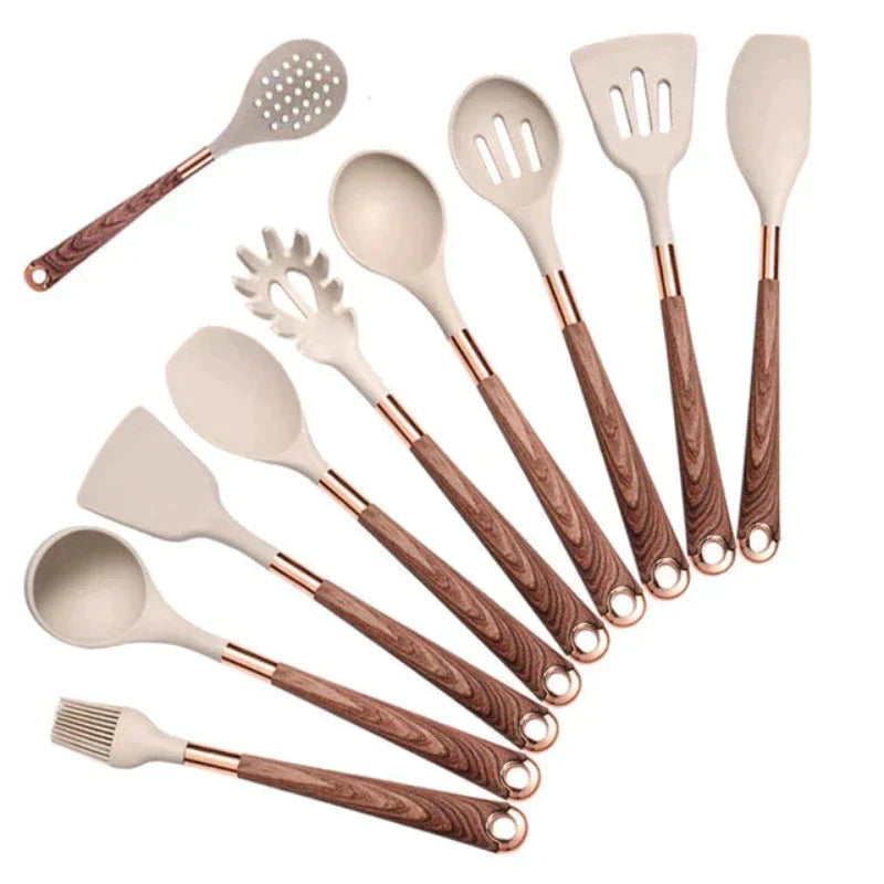 Modernes Silikon Back- & Kochset, schützt Töpfe vor Kratzern, einfache Reinigung und sicheres Material.