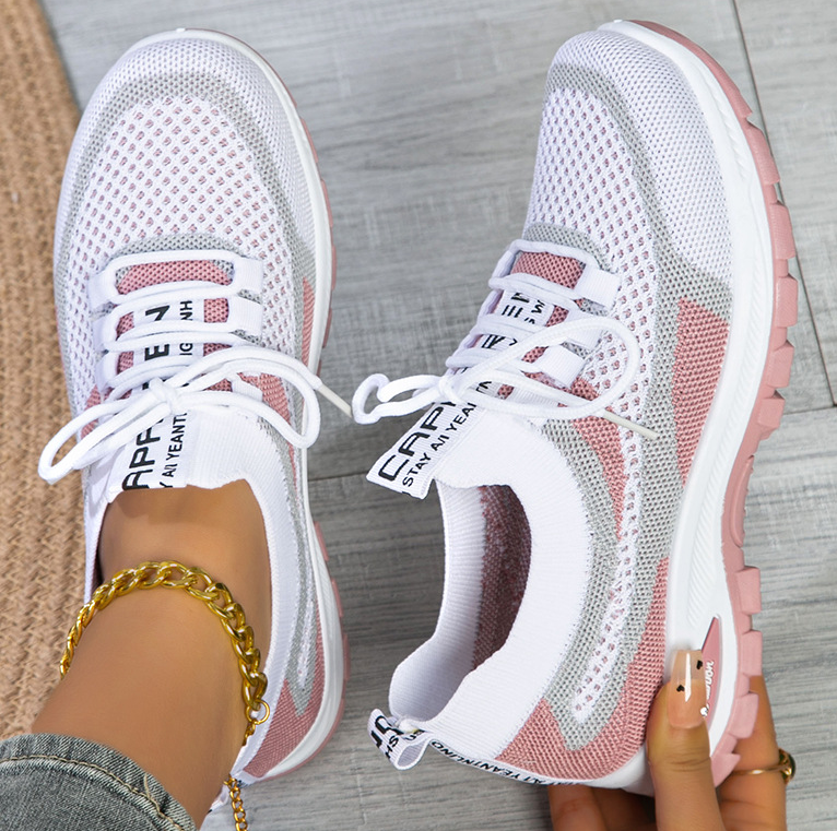 Optimale Unterstützung & Komfort bieten diese leichten Damen Walking Sneaker. Ideal als Freizeitschuhe.