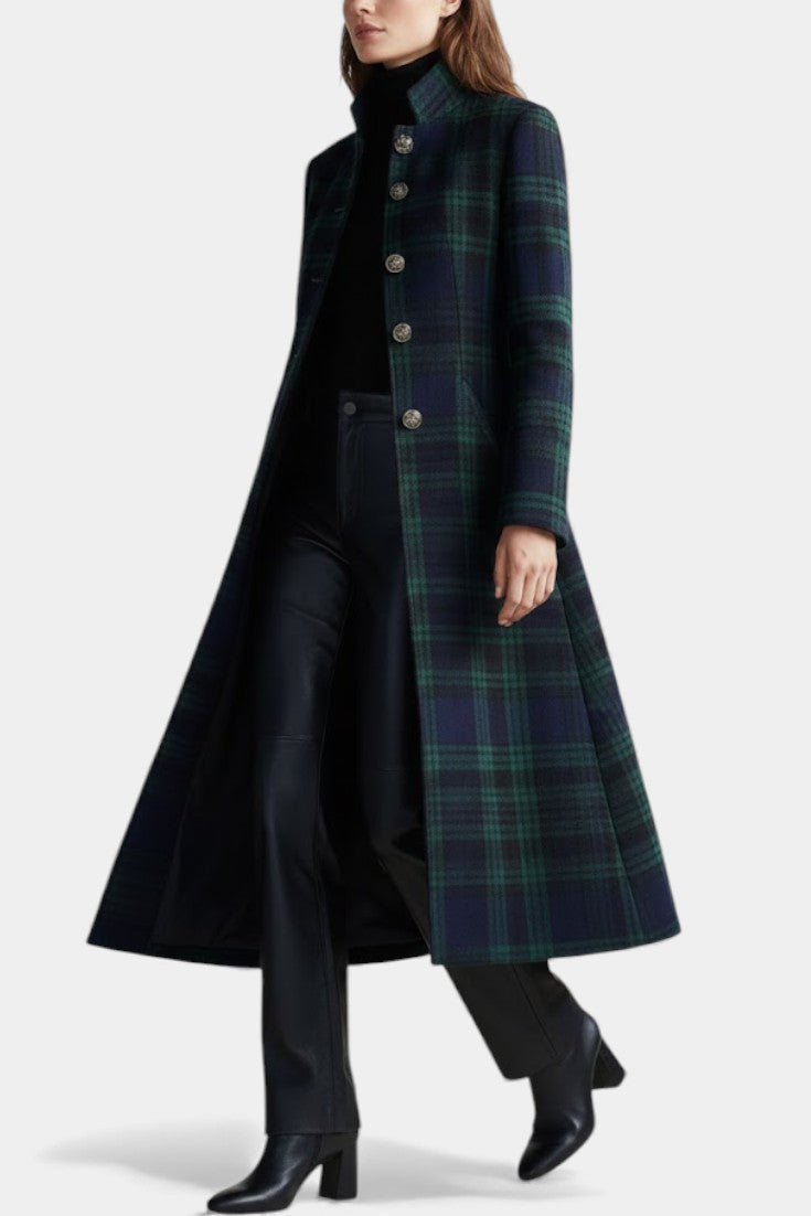 Rückenansicht des strukturierten, karierten Damen Midi-Mantels in Grün-Blau. Eleganter Wintermantel für Frauen.