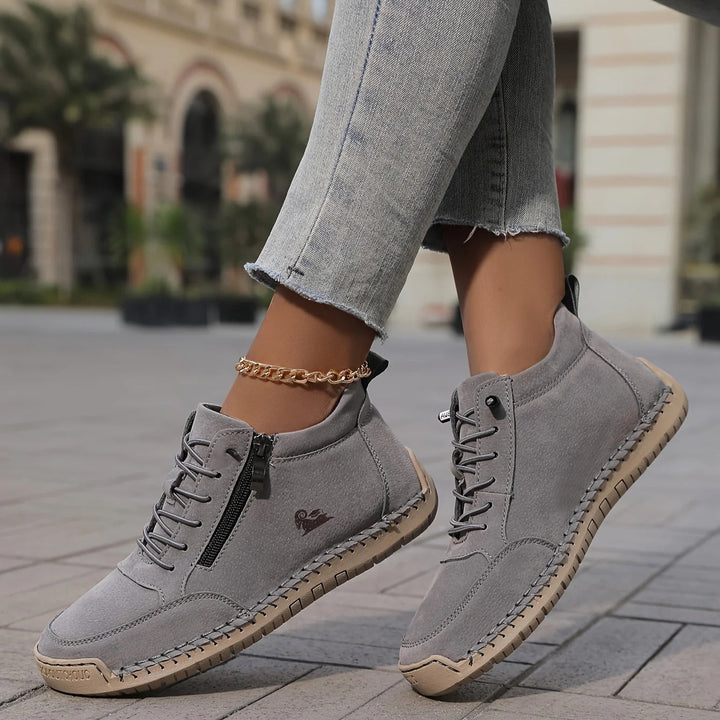 Damen Barfußschuhe (Schwarz) von der Seite, rutschfeste Sohle, atmungsaktiv, für maximalen Tragekomfort & Naturgefühl.