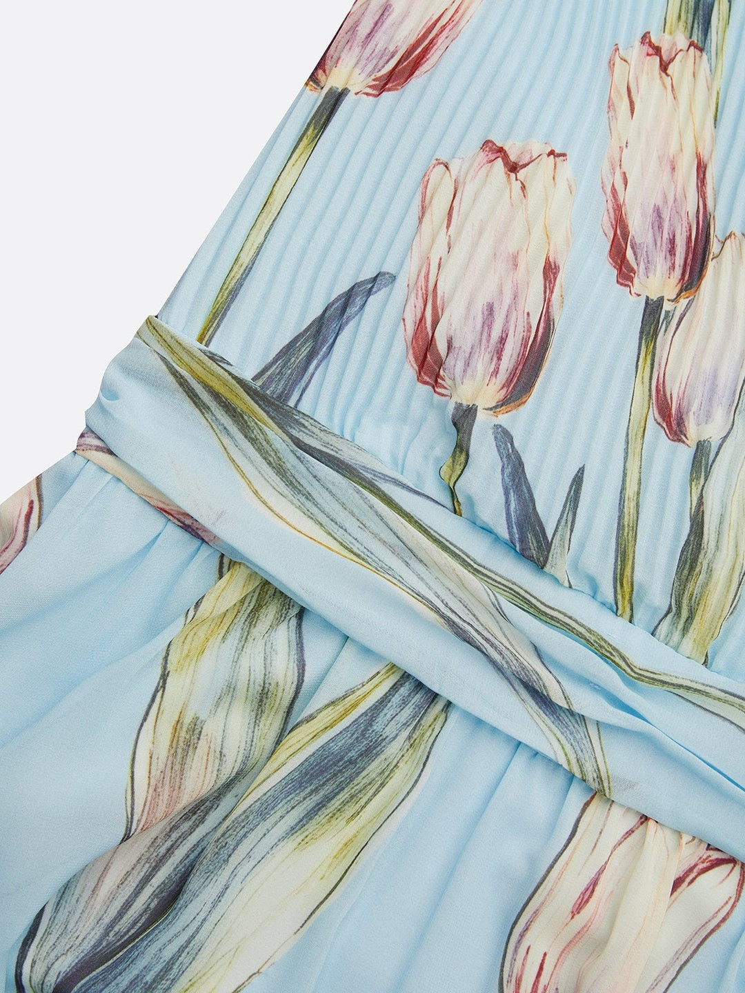 Nahaufnahme des bunten Tulpenmuster-Stoffs auf dem eleganten Abendkleid