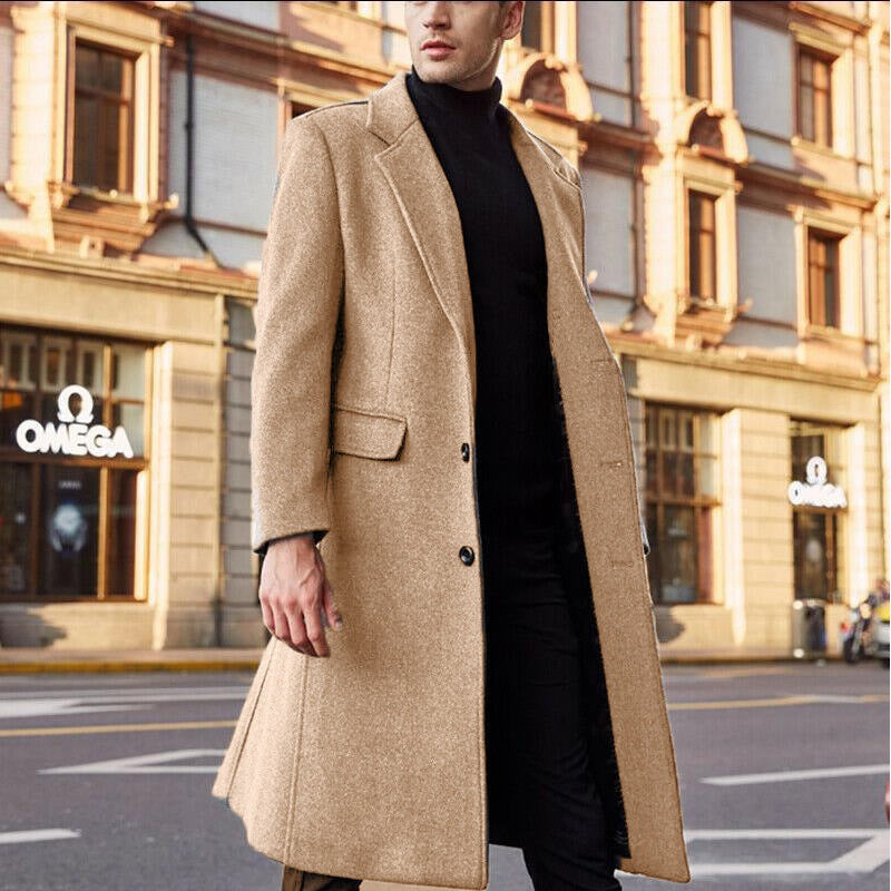 Elegante Herrenbekleidung: Klassischer Wintermantel für Business und Freizeit
