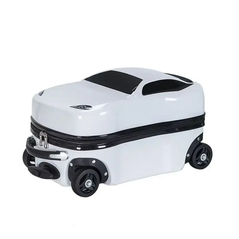 Trendiger Kinderkoffer im 3D Auto Design, leichter Rollkoffer für unbeschwertes Reisevergnügen.
