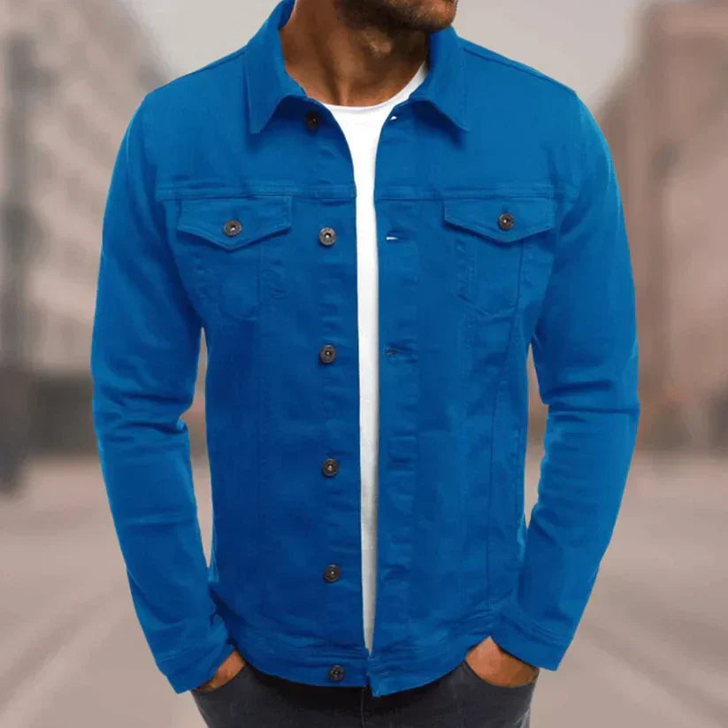 Lässige Herren Freizeitjacke aus Denim, eine zeitlose Jeansjacke für Männer im klassischen Stil.