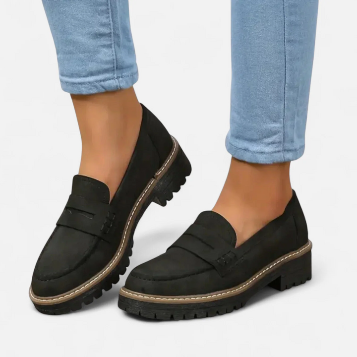 Klassische Damen Loafer in Schwarz mit Komfort-Sohle, perfekt für eleganten Alltag & Freizeit.