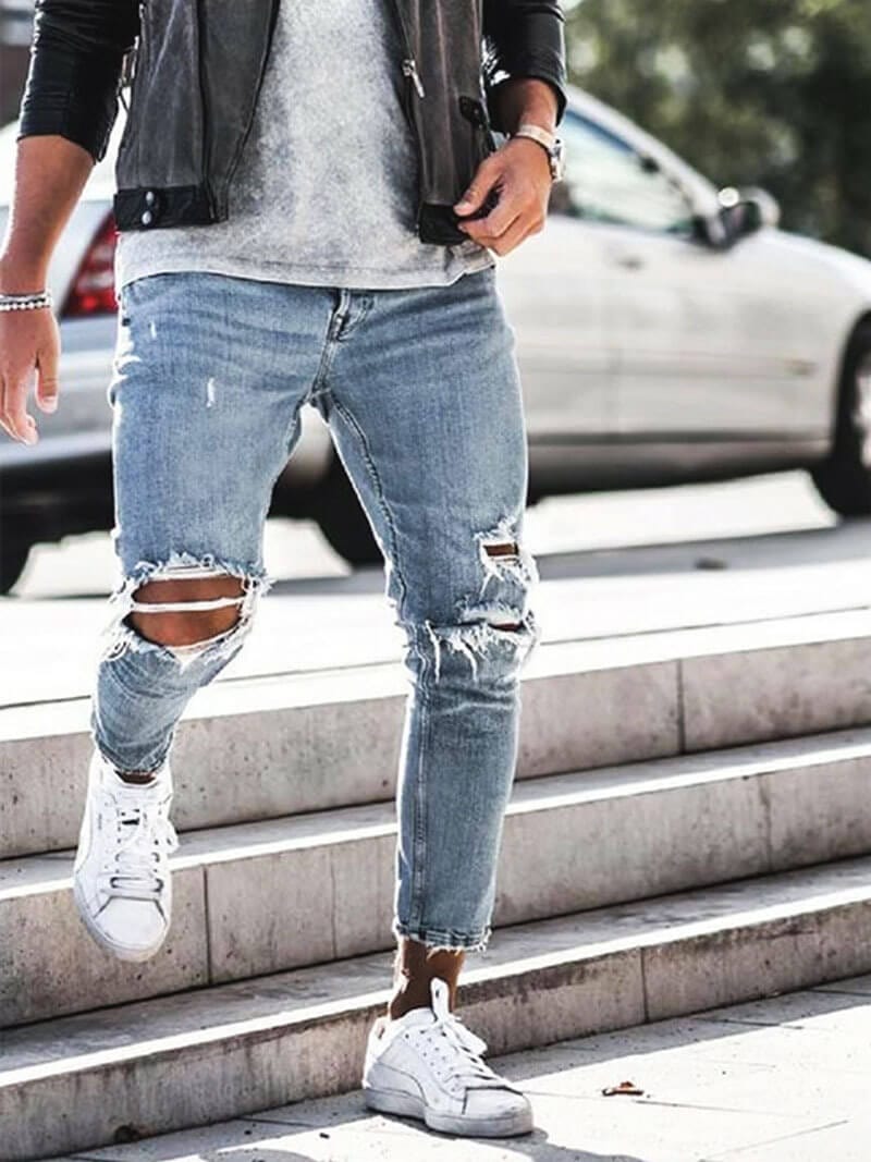 Vielseitige Herren-Jeans mit klassischem Schnitt, perfekt für Freizeit und Alltag. Bequeme Denim-Hose.