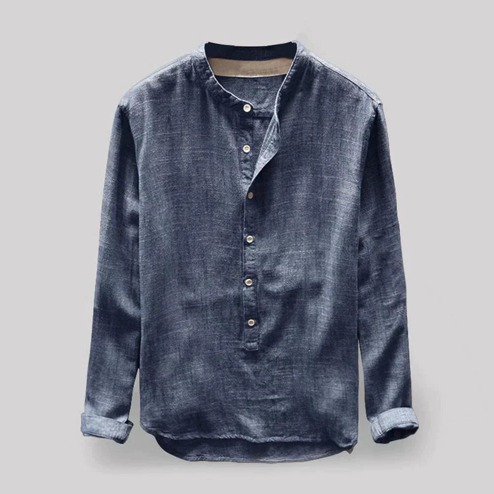 "Klassische Herrenbluse aus Oxford-Gewebe in Weiß mit Button-Down-Kragen, ideal für elegante und legere Anlässe."