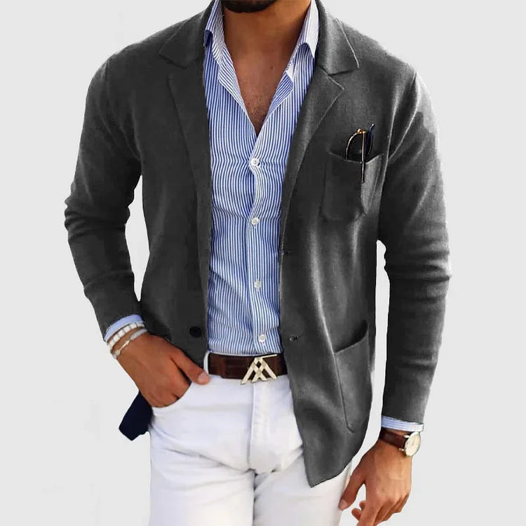 Passgenauer Herren Klassiker-Blazer, Einreiher-Design für Business & Freizeit. Hochwertige Herbstmode.