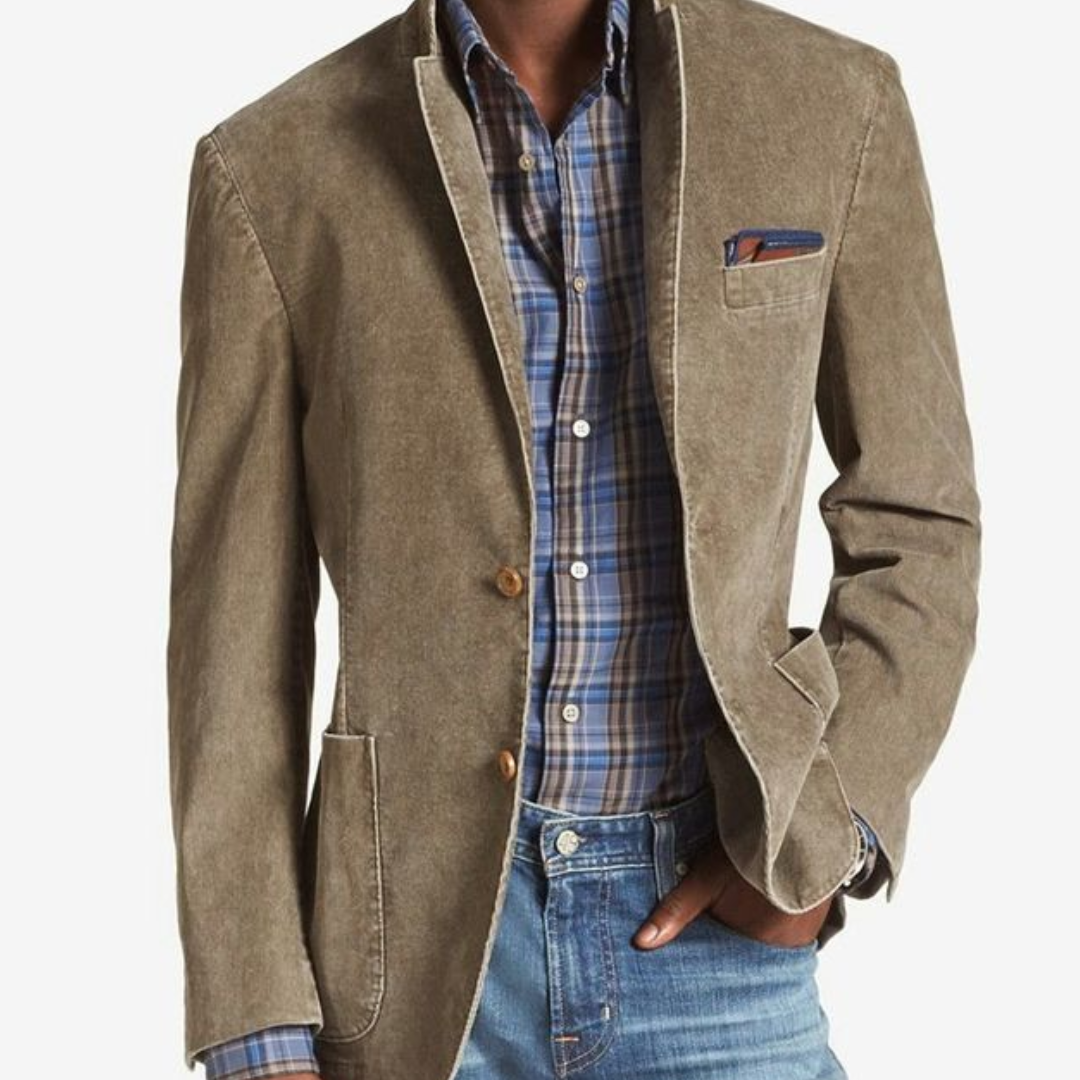 Klassischer Herrenblazer, zeitlose Eleganz, dunkelblau, schlank geschnitten, perfekt für Business und besondere Anlässe.