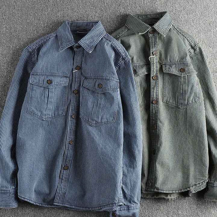 Lässiges Herren Denim-Hemd in Indigo, Vintage Stil. Ideal als Overshirt, Freizeit Hemd & ganzjährig tragbar.