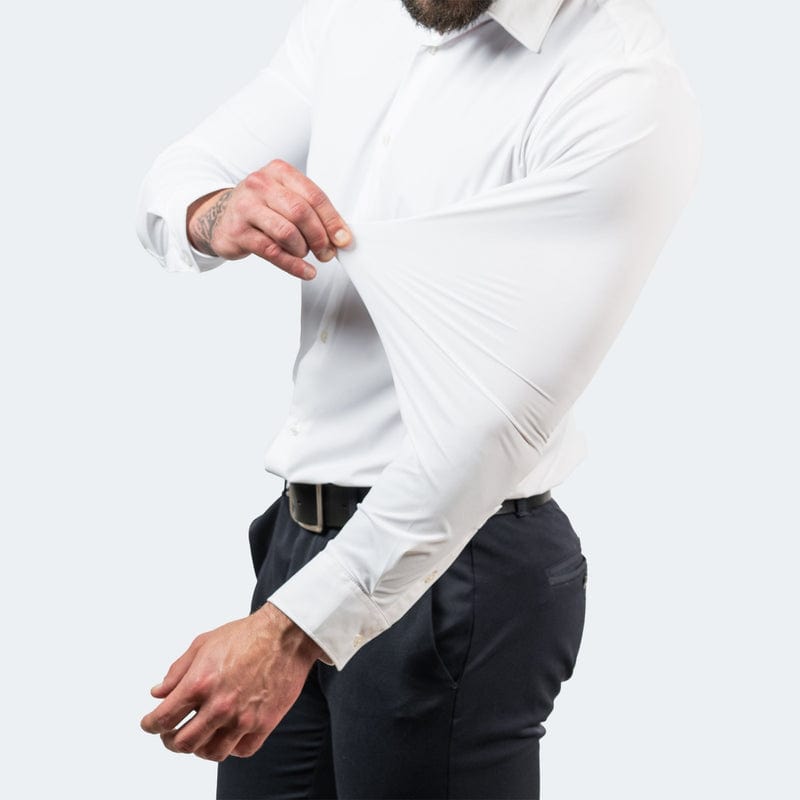 Detailansicht des schnelltrocknenden Herren Business Hemdes mit Stretch-Anteil, ideal für Büro und Freizeit.