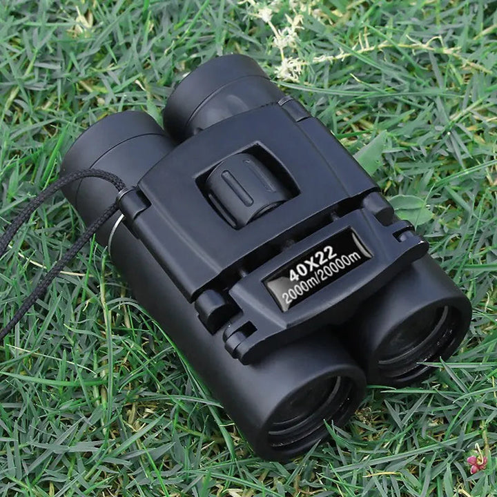 "Kompaktes Militärfernglas 40x22 für Jagd, schwarze Optik verdeutlicht Details auf 2000m, tragbar und leistungsstark."