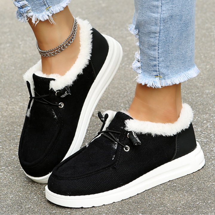 Einfaches Reinschlüpfen: bequeme Damen Winter-Schlupfschuhe für schnelle Wärme.