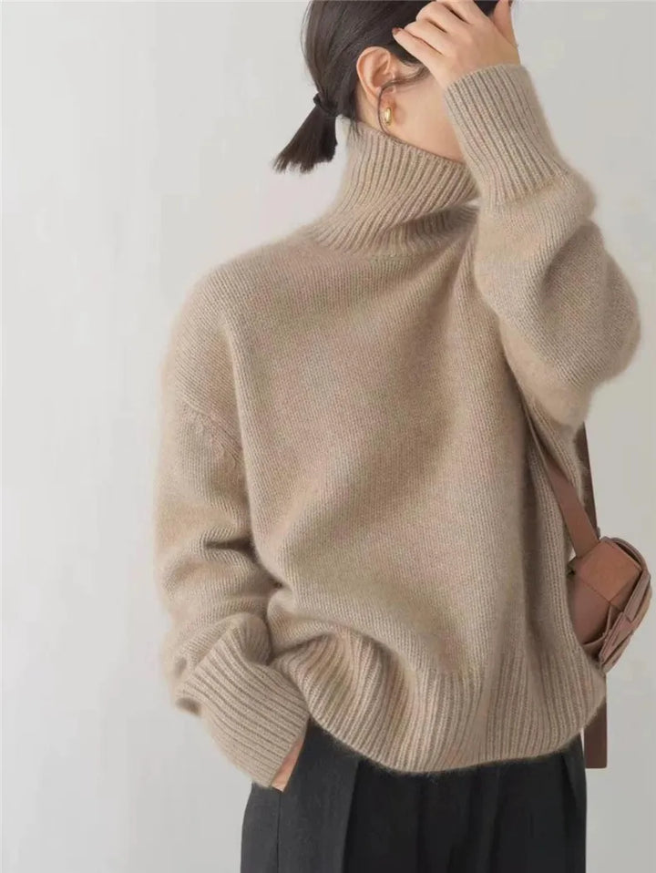 Dieser elegante Damen Rollkragenpullover bietet Gemütlichkeit und Wärme für kühle Herbst- und Wintertage.