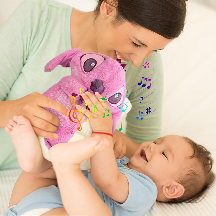 Kuscheliges Plüschspielzeug mit sanften Lichtern und Musik, ideal für Geborgenheit und Entspannung bei Kindern und Babys.