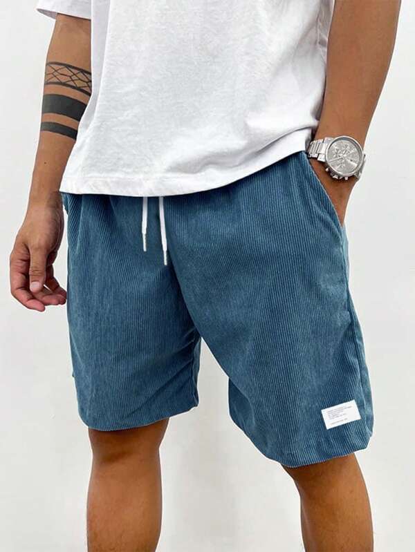 Lässige Herren Sommer Shorts mit Kordelzug in Marineblau, perfekt für einen bequemen Freizeit-Look.