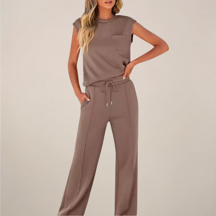 Damen Frühlings-Set: lockere Hose & Oberteil mit Kordelzug. Ideal für einen entspannten, modischen Look.