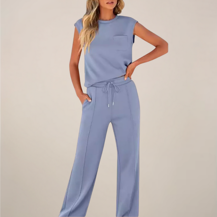 Lockeres Damen Zweiteiler-Set für den Frühling mit praktischem Kordelzug. Stilvolle Freizeitmode für Damen.
