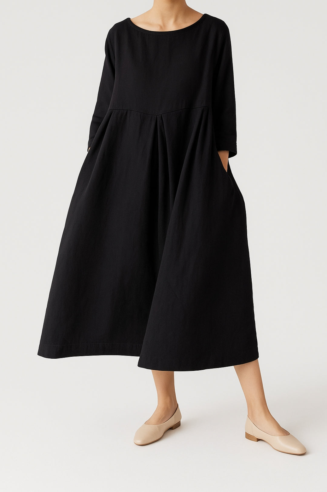Modisches Damen Sommerkleid, Midilänge, mit stylischen Vorderfalten. Komfortabel & elegant für jeden Anlass.