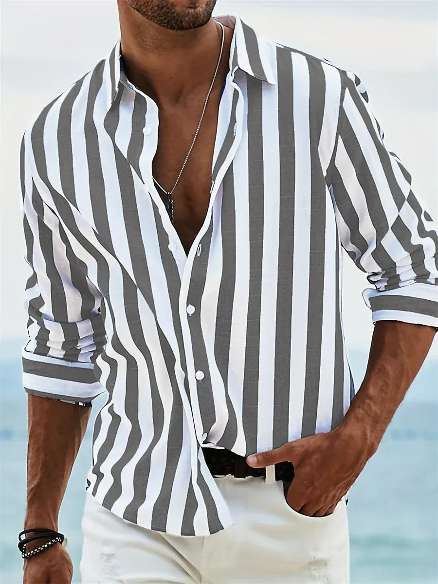 Herren Kurzarmhemd gestreift, lässiger Sommerstil, ideal für Urlaub, Strand und entspannte Tage.