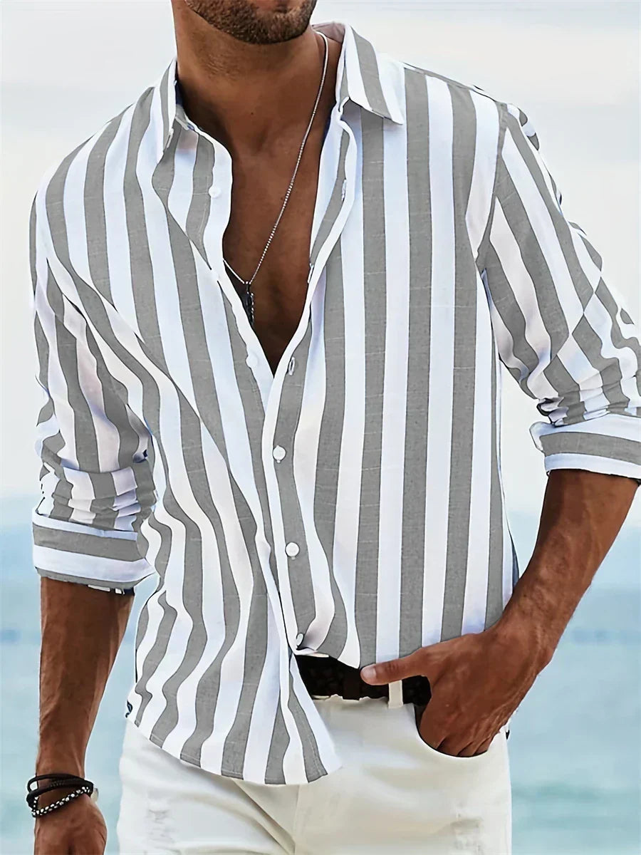 Herren Kurzarmhemd mit Streifenmuster, lässig geschnitten, perfekt für Sommer, Urlaub und Freizeitkleidung.