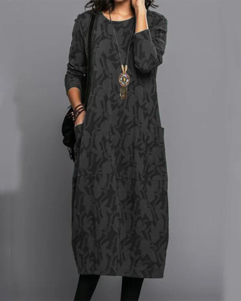 Modisches Damen Langarm Maxikleid für den Winter, mit praktischen Taschen, perfekt für Komfort und Stil.