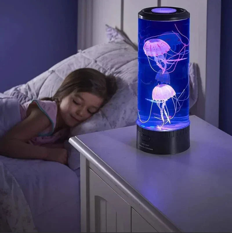 LED-Lavalampe mit schwebenden Quallen und Farbwechsel, ideal zur Entspannung im Wohn- oder Schlafzimmer.