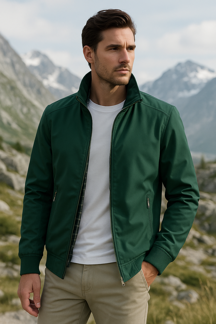 Detail des robusten Reißverschlusses der Herren Windjacke. Praktische, windabweisende Übergangsjacke.