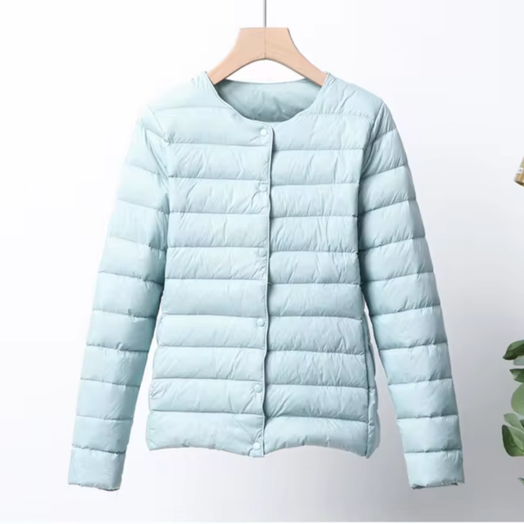 Vielseitige, warme Damen-Steppjacke in kurzer Passform. Ideal für Frühling, Herbst & milde Winter, Alltag & Reisen.