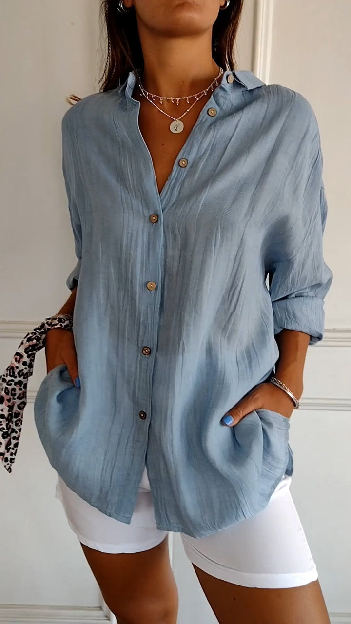 Damen Hemd Lina in Blau vorne getragen