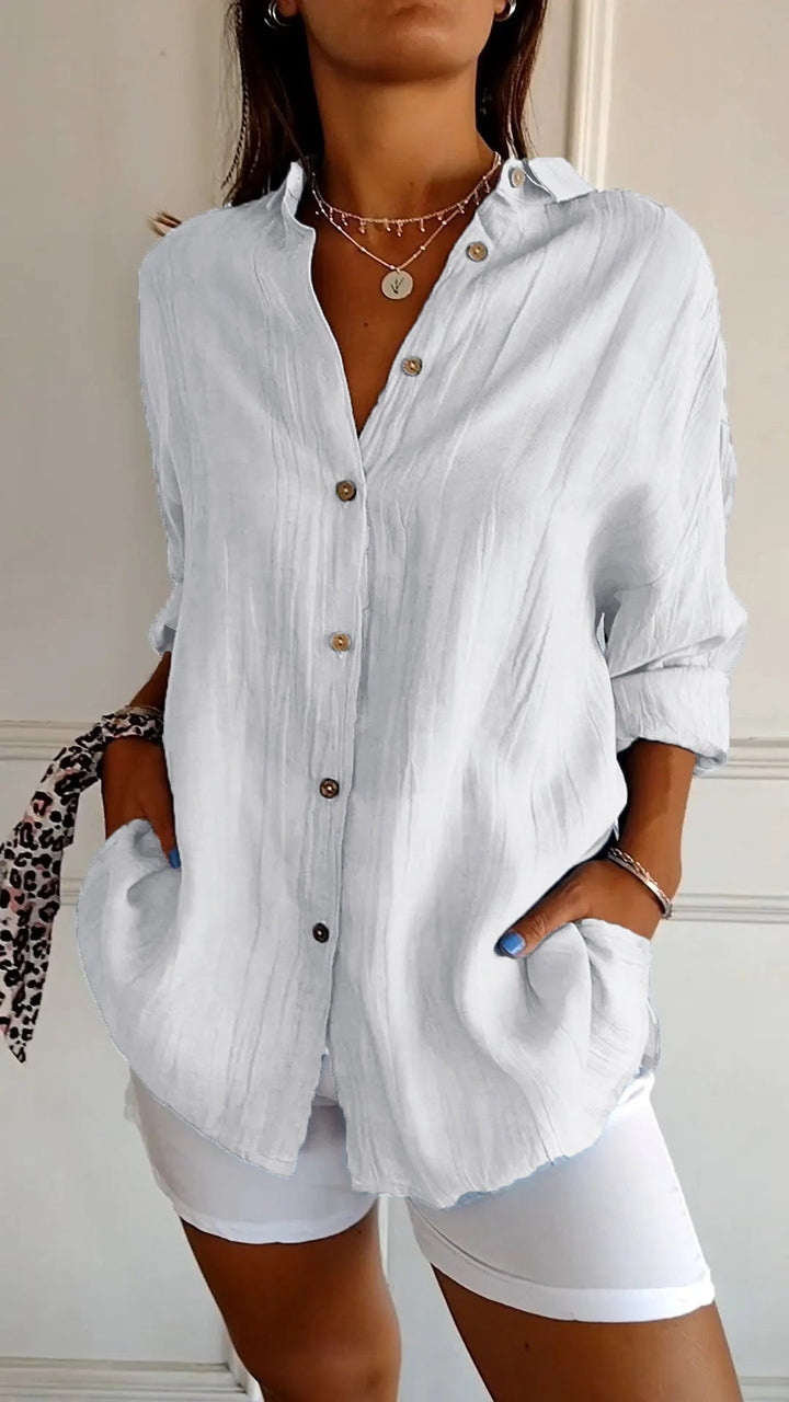 Lina lockeres Damen Hemd mit Knopfleiste in einer lässigen Oversize Passform für den Sommer