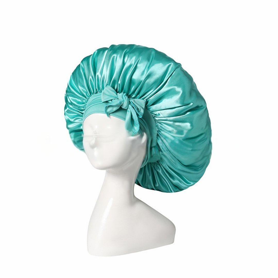 "Luxuriöse seidene Schlafhaube in elegantem Design, schützt und pflegt Haare über Nacht, ideal für gesunde Haarpflege."