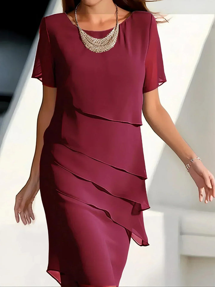 Luxuriöses, schlankmachendes Damenkleid mit tailliertem Schnitt, eleganter Silhouette und praktischem Design in verschiedenen