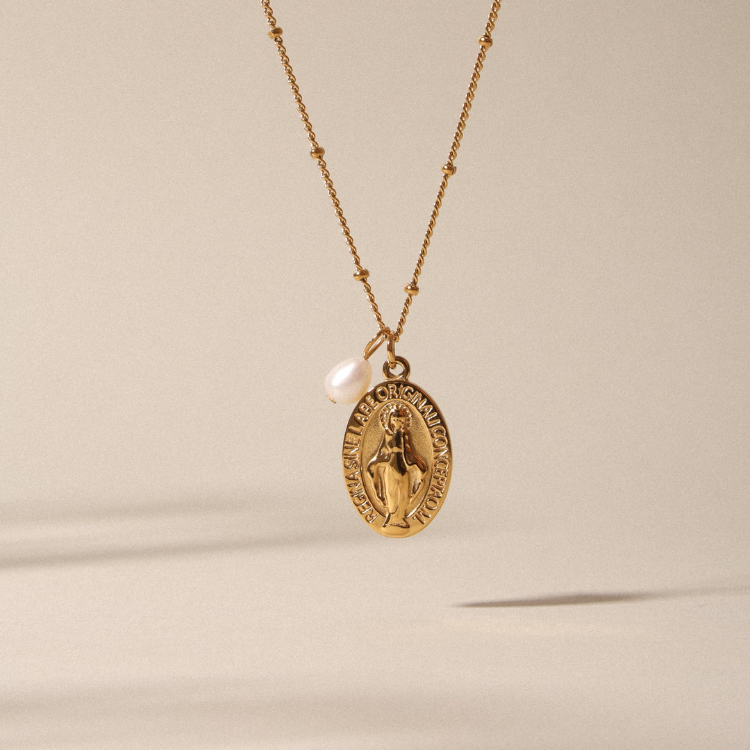 Moderne Gold Halskette mit Perle für Frauen im Etui