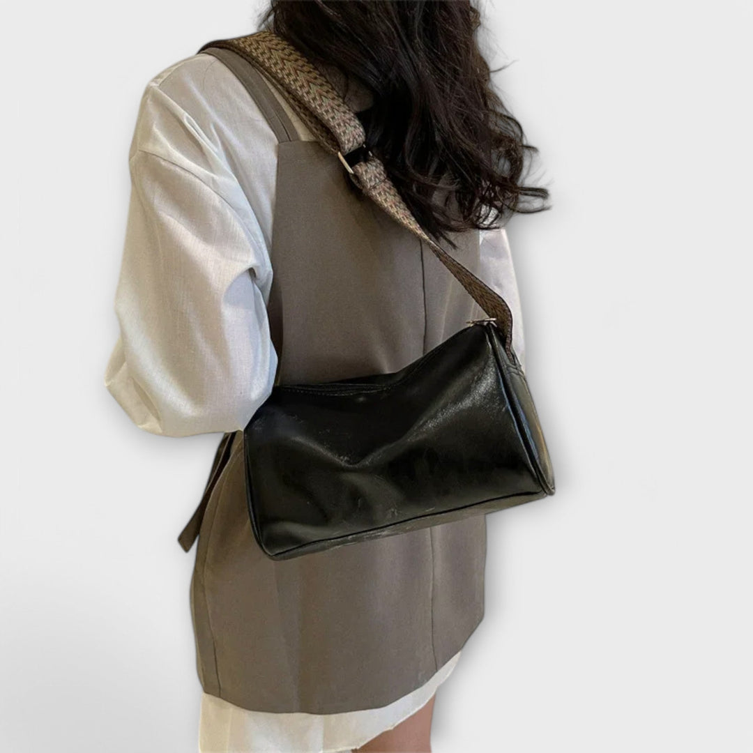 Vielseitige Damen-Handtasche, ideal als praktische Alltagstasche und modisches Accessoire für jeden Look.