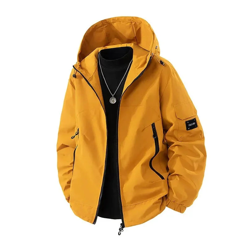 Moderne Herren Winter Skijacke mit Kapuze für Outdoor-Sport. Warme, lockere Passform bietet Kälteschutz & Bewegungsfreiheit.